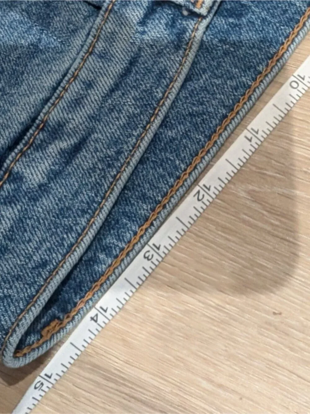 Zara Crystals & rhinestones  High-Rise Wide Leg Jeans with Sparkle - Picture 11 of 16